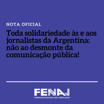 A <a href="/FENAJoficial/">FENAJ</a>  vem a público para repudiar enfaticamente os seguidos ataques do governo de extrema direita de Javier Milei contra a comunicação pública da Argentina, em mais um ato de violência contra a atuação das e dos jornalistas do país.

🔗  bit.ly/3V4b2ro