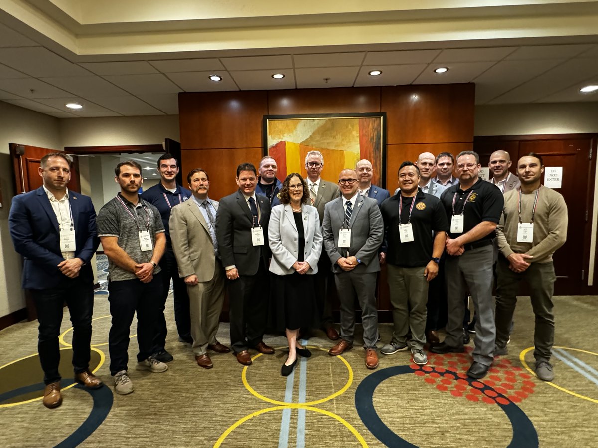 Representative Val Hoyle tweet media