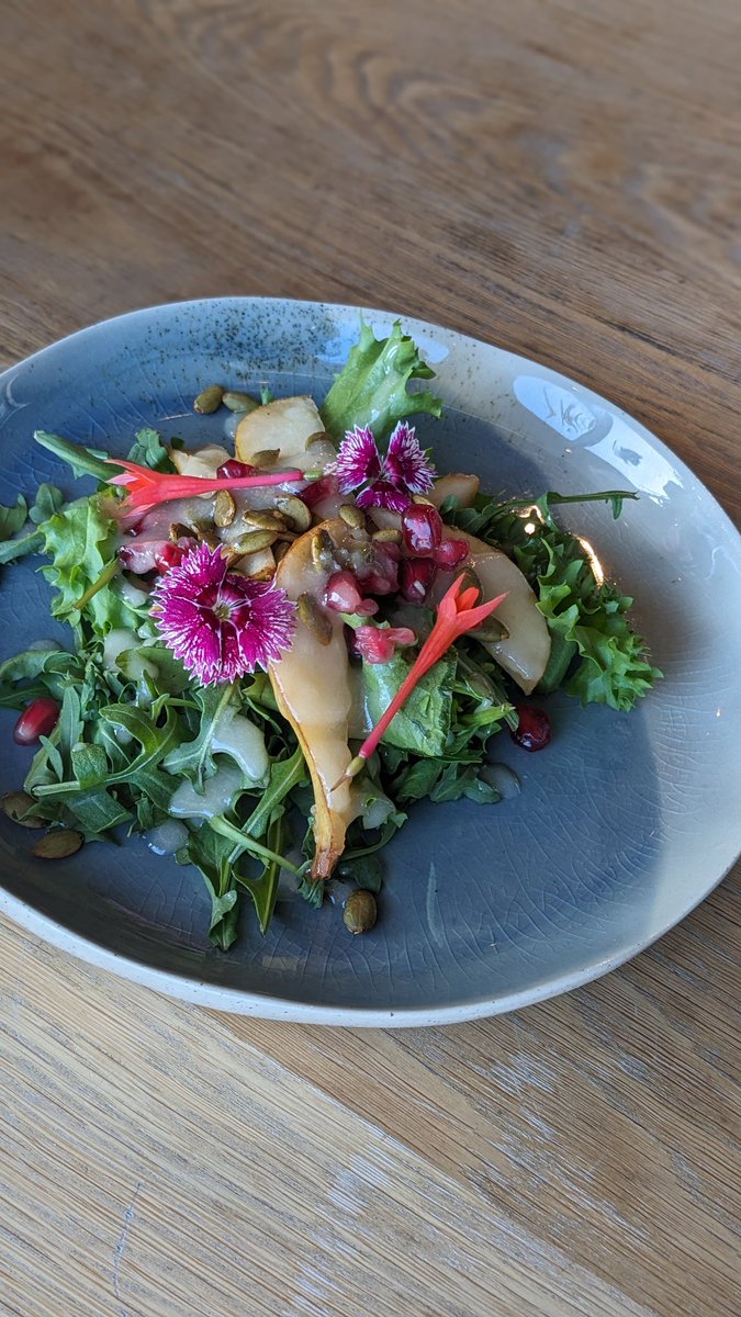 You guys are (and us too!) loving the Arugula and Frisee Salad with Fresh Pear + Pomegranate, Apple Cider Vinaigrette, Spiced Pumpkin Seeds (GF, Vegan) Available FRESH at both locations all week long!