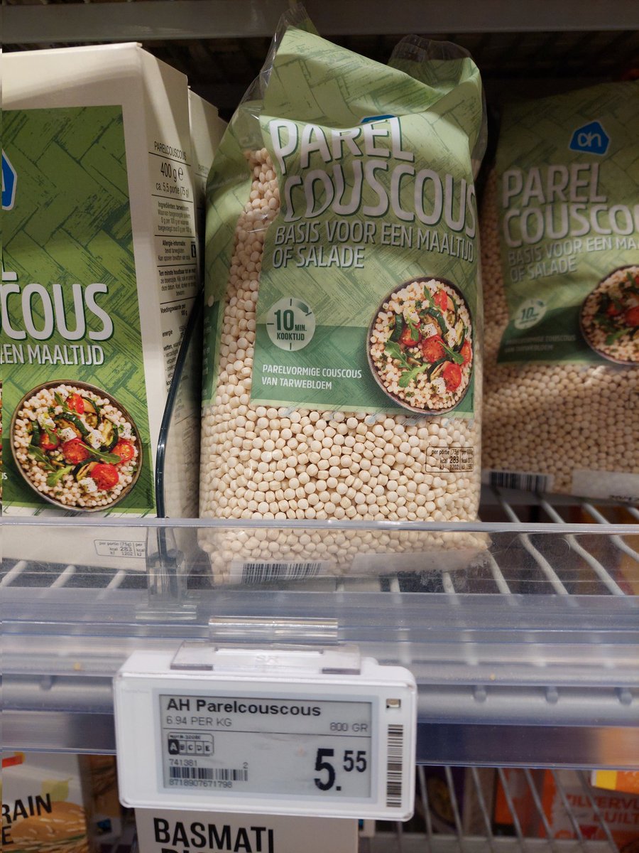 ZooArchGIA's tweet photo. Just facts: parel c costs 1€ per 0.5kg at the Syrian baqqal (store) across the street from this @albertheijn in Helpman. The shop is called Ugarit. Support your local Levantine folk. #Groningen #helpman https://t.co/4dvGV1TER2