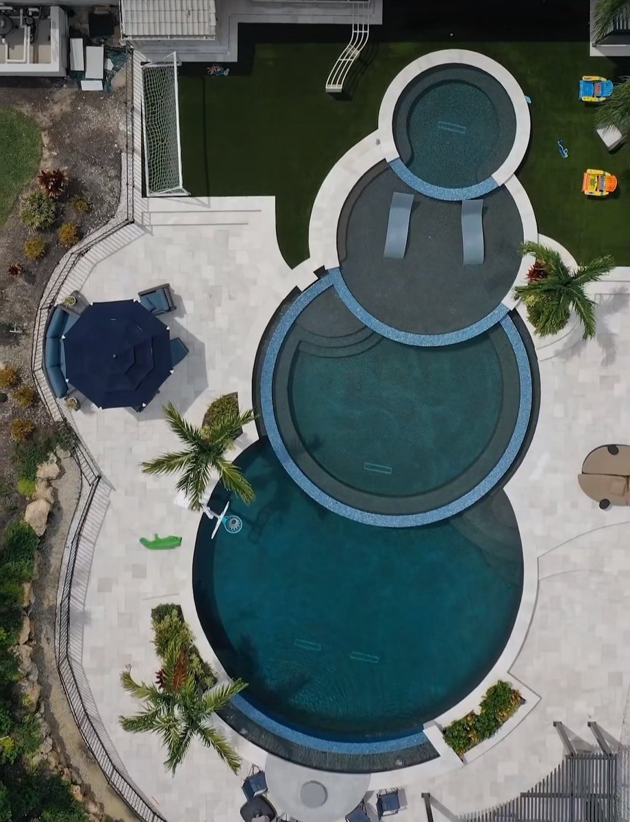 Pi5ciner06 CR tweet media