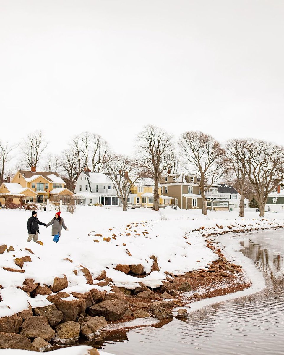 Winter walks = warm hearts. ❤️❄️

📸 Discover Charlottetown