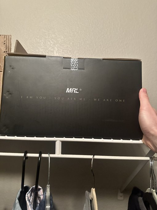 1 pic. Not my new toy triggering an existential crisis… https://t.co/pr7wfe1yfX