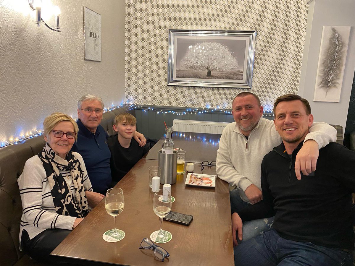 Tony Pennock tweet media