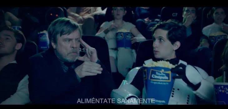 kissallthetim's tweet photo. Cinépolis siempre fue icónico en sus comerciales https://t.co/rIJx0dapsE