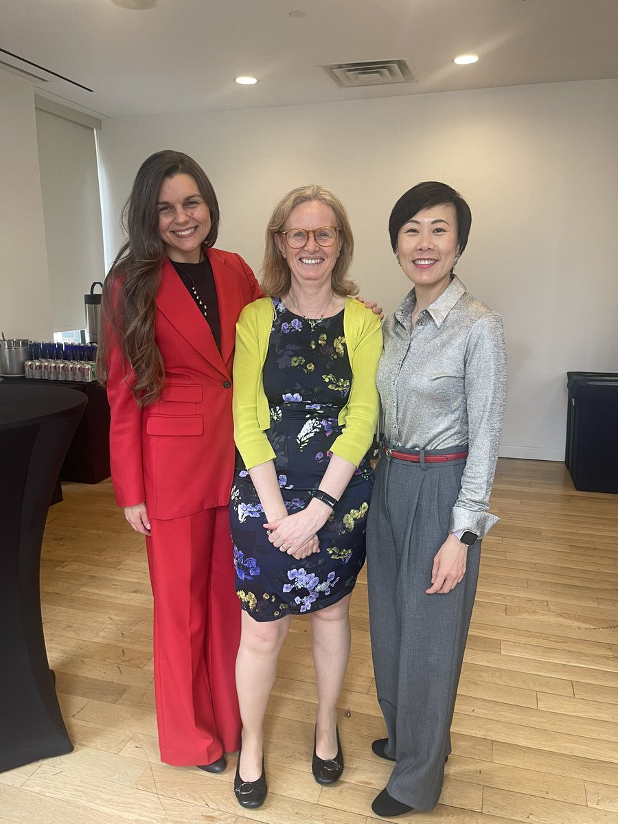 Really delighted to be with these two amazing women @AliceYYCheng and @AniaJastreboff on #worldobesityday discussing important research @LDC_tweets