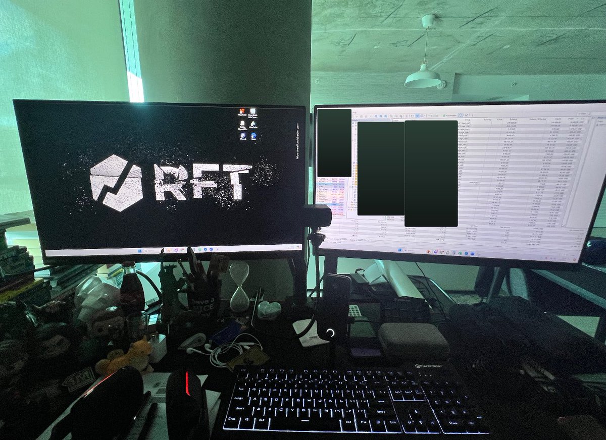 gocholive's tweet photo. Donde  prefieres trabajar ? 

Oficina Real Funds Trader 
Casa escritorio relax 🤣

Yo prefiero estar en mi casa siempre sorry mis socios nunca voy a la oficina. https://t.co/uigL37rBHD