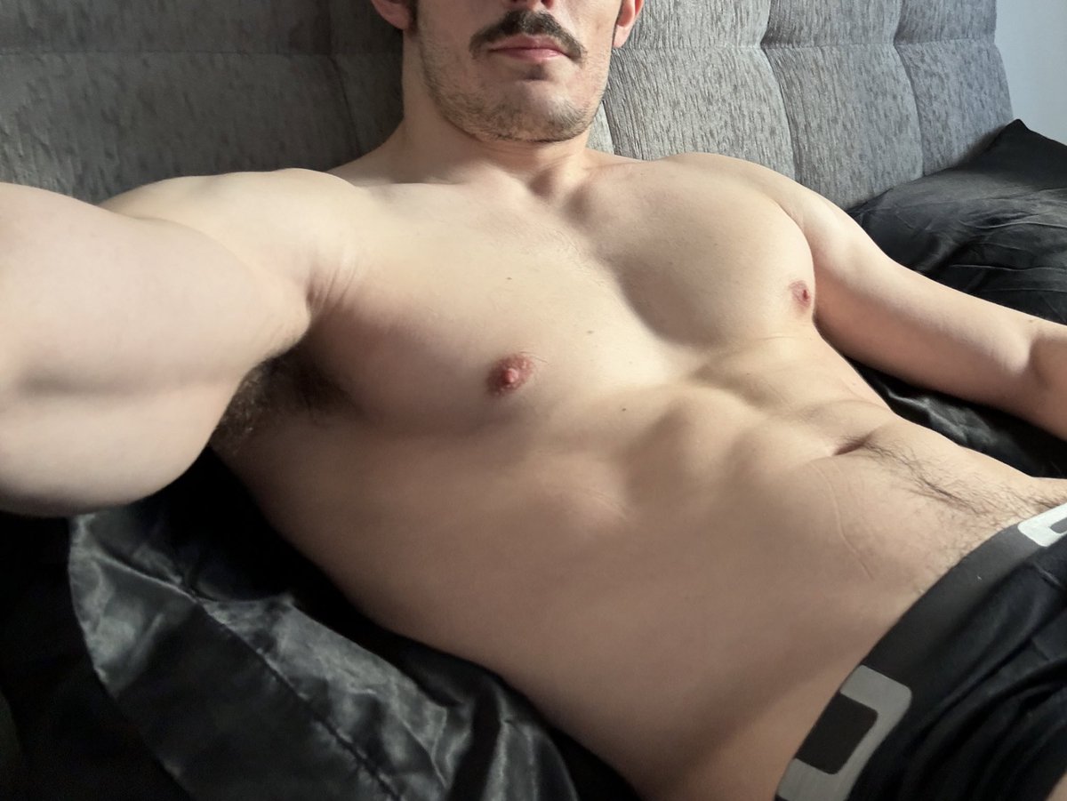 profdomking's tweet image. ——— 𝑟𝑒𝑙𝑎𝑥𝑎𝑡𝑖𝑜𝑛.