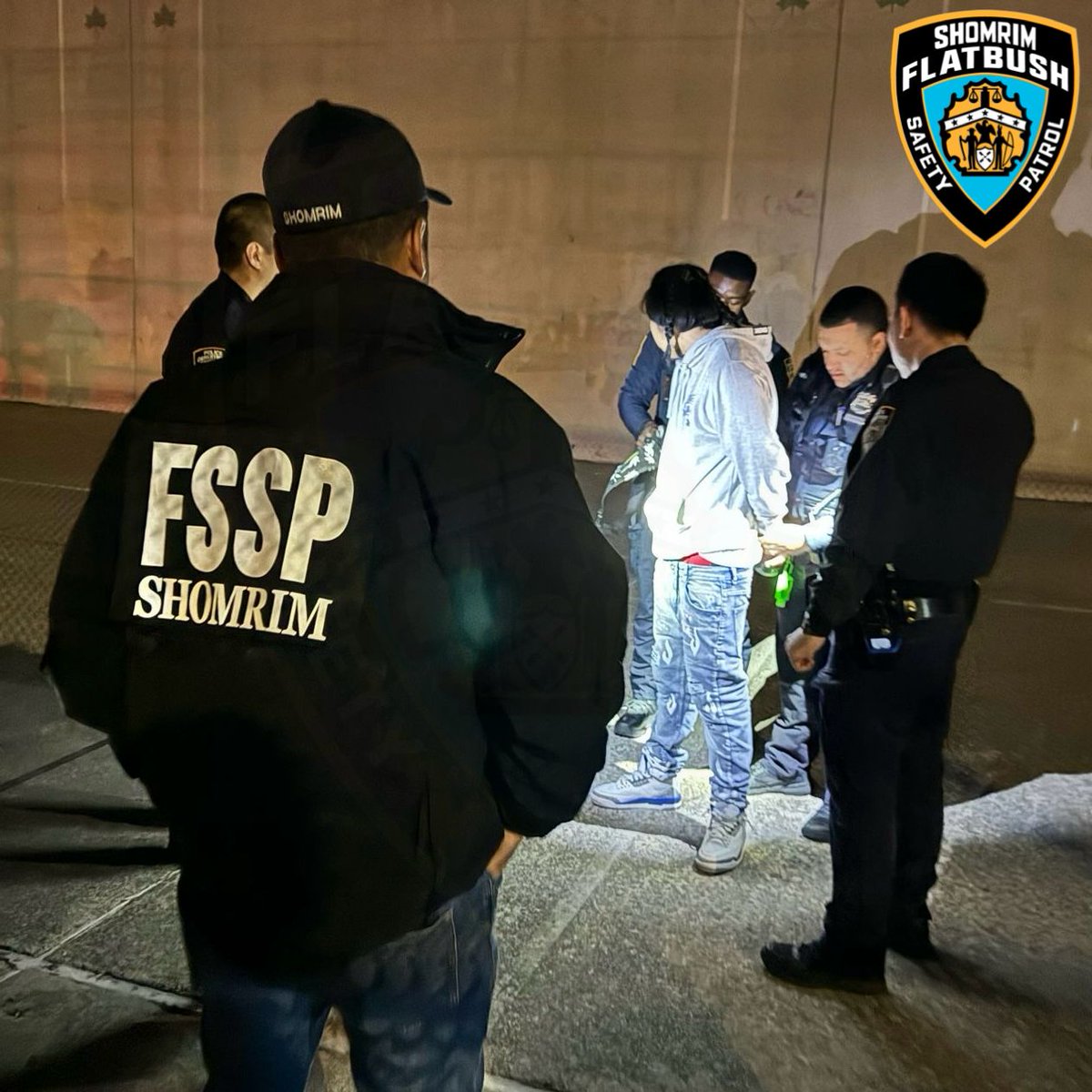 Our volunteers responded to a call for a vicious assault on Avenue S. After obtaining a clear description and video of the incident, our volunteers started a canvass and ultimately picked up 1 of the perps, leading to his arrest by @NYPD61Pct for felony assault. #SaferStreets