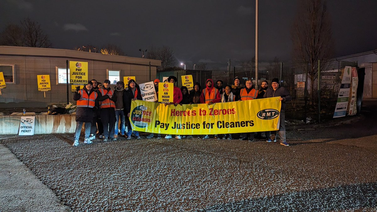 Superb turnout at the Bidvest Noonan cleaners RMT picket line at Manchester Longsight tonight Members determined to win a fair deal, pay justice for cleaners Unity is strength ✊🚩 @rmtmansouth @RMTunion