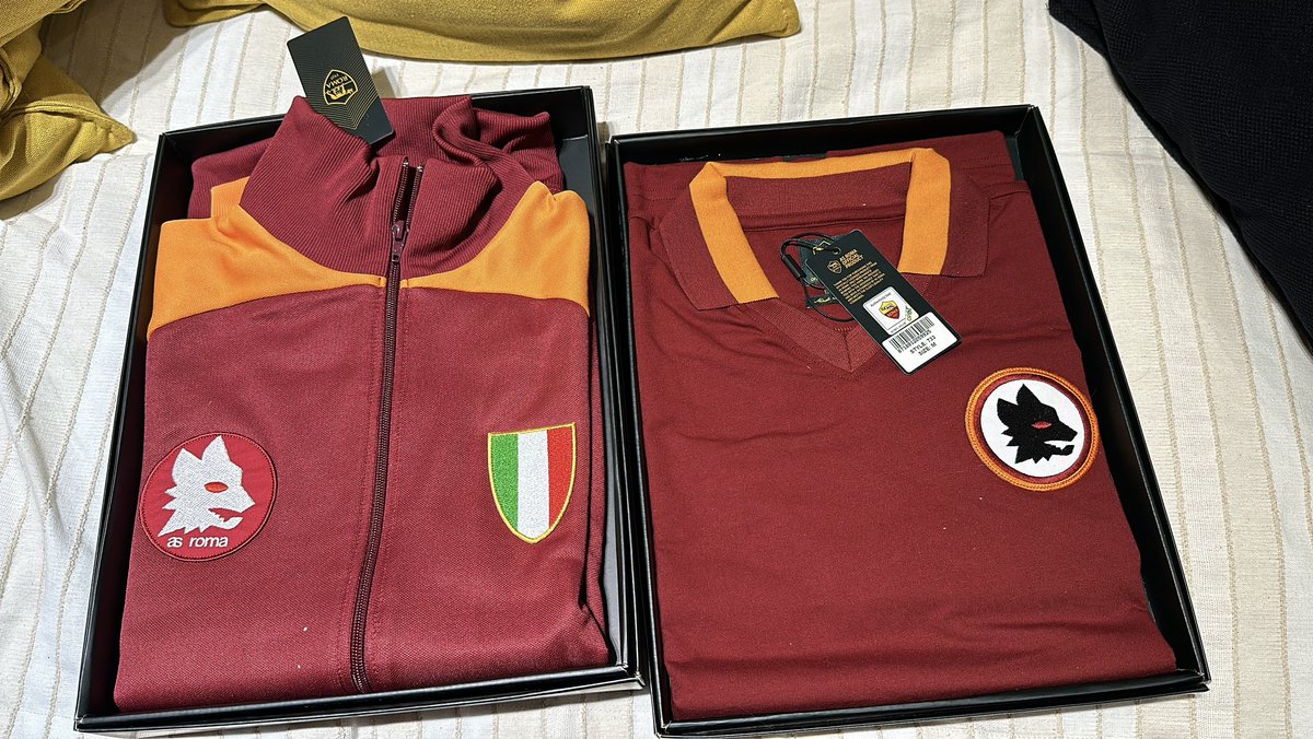 Niente ogni volta me rinnamoro!!!
#retrocollection #asroma