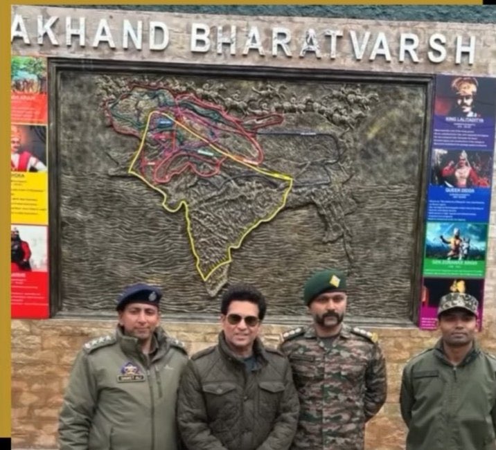 baalegibreel's tweet photo. Excellent thread on #SportsWashing of the genocidal #IndianOccupationOfKashmir, by #SachinTendulkar, normalizing an illegal annexation with each hit, shot, and video.
 
#Not2BMissed: the map in the background explicitly shows the imperial aspirations of #BrahminicalColonialIndia. https://t.co/8fohH5WOEK