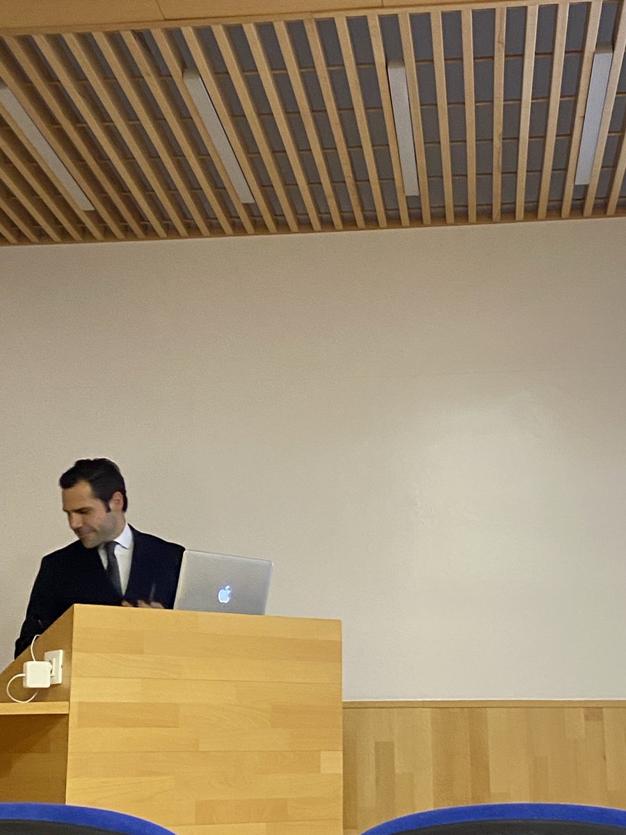 Luis Sánchez-Guillén tweet media