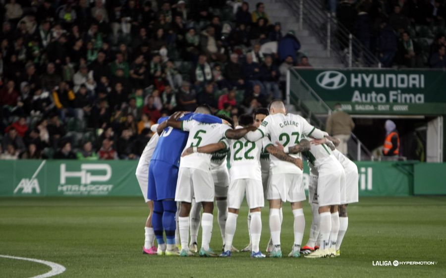 GradaBpro's tweet photo. 🟢 Repite victoria un @elchecf que ha puesto la velocidad de crucero.

🟢 Los de @SebaBecca son 4º a 2 puntos del ascenso directo.

🟢 3 jornadas dejando la portería a cero y 5 victorias en las últimas 8 jornadas.

🟢 El @elchecf es el mejor equipo de #LaLigaHypermotion en las últimas 20 jornadas.