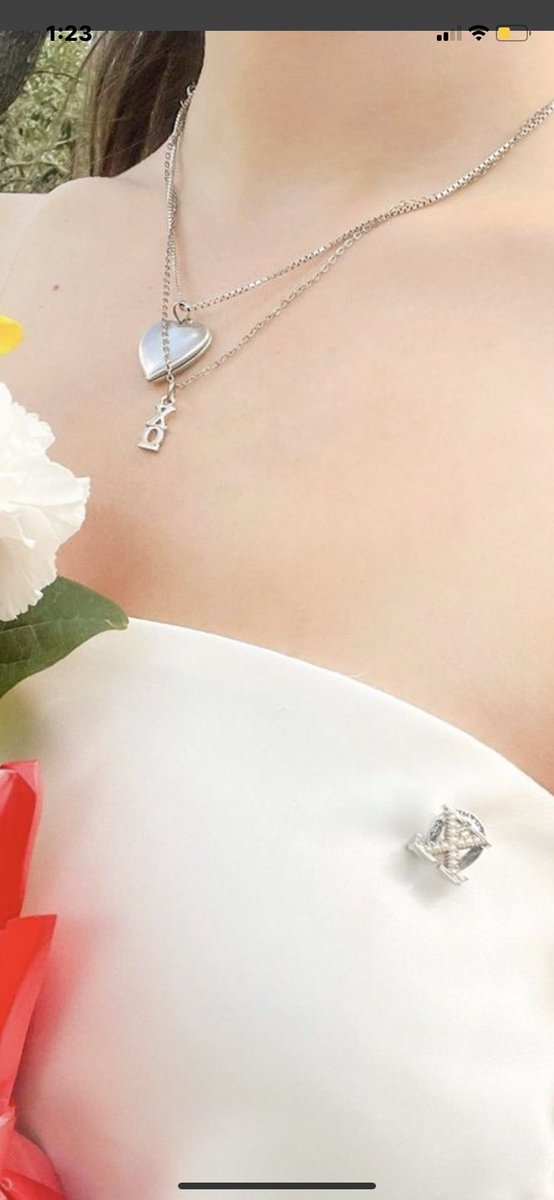 Happy international badge day!!
Love to see all our sisters wearing their badge🌟
XO❤️💛