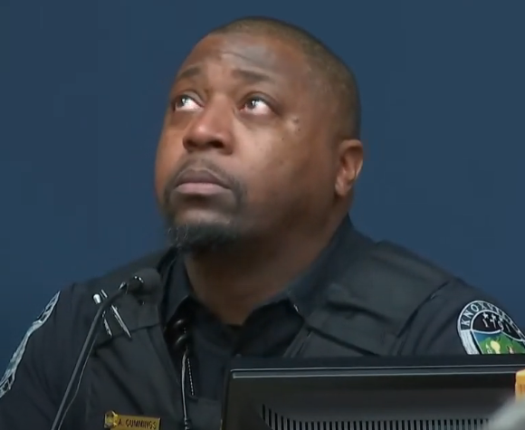 Seeing KPD Officer Cummings break down on the stand today broke my heart. You can see how painful it was for him to find sweet #DestinyOliver, and he said it will stick with him forever.  I can't imagine what a difficult job that is.💔#RobinHowington