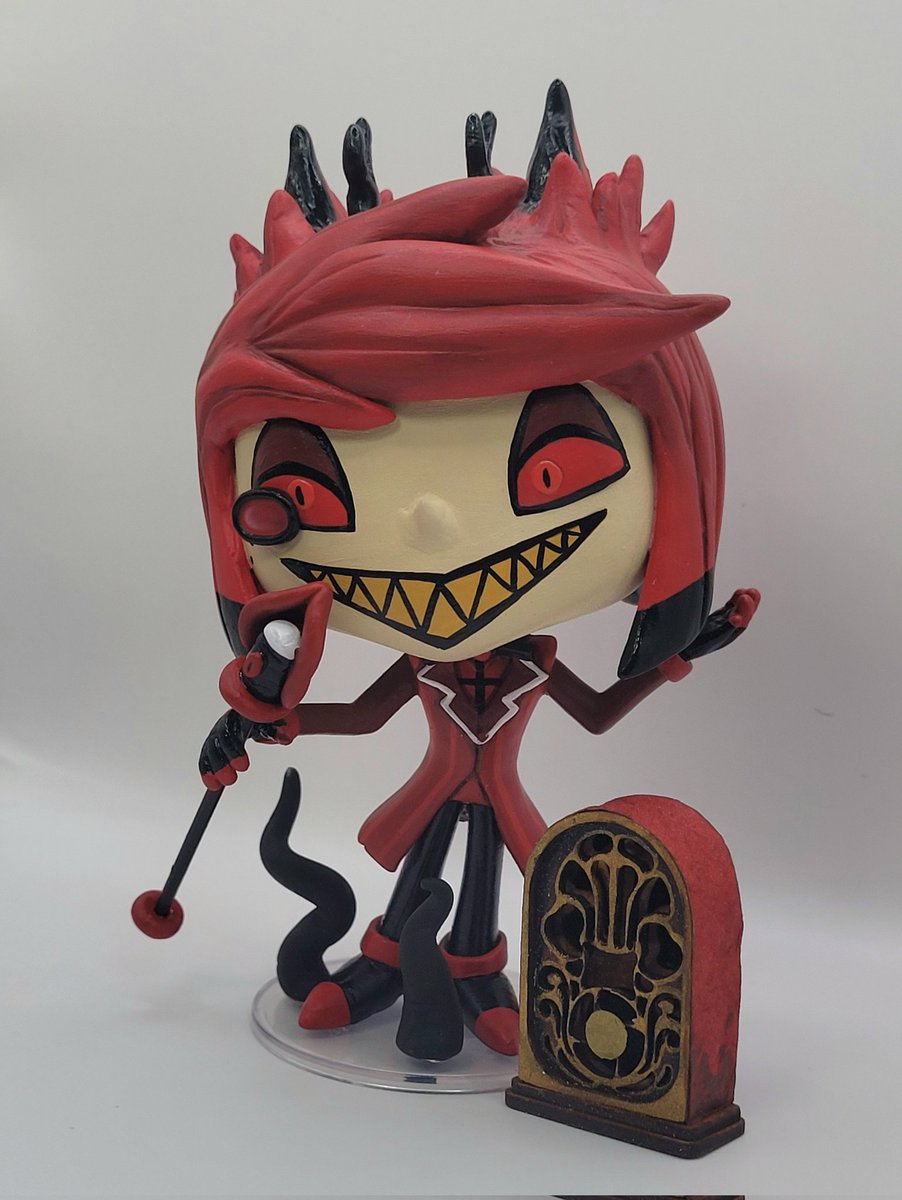 Aaand he's done! Whew, this one was a doozy to make, but I do love the end result! #HazbinHotel #HazbinHotelFanart #HazbinHotelAlastor #theradiodemon #alastorhazbinhotel #customfunkopop #customfigure