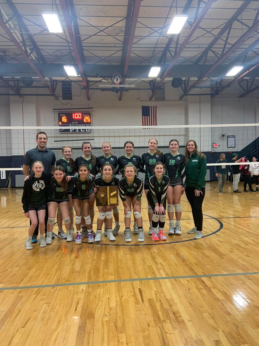 Congrats to both our Jr Highs on advancing to the IESA State Volleyball Tournament with Sectional wins tonight! Chillicothe in 7th 3A Mossville in 7th 2A Congrats Players and Coaches!! 👏👏👏👏👏👏👏👏👏👏👏 @AdamDuvall @KurtPegler @IVCSports @IVCUSD