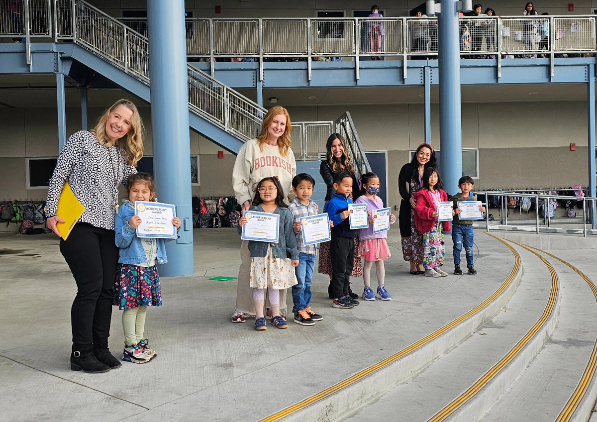collegewood_el's tweet image. We celebrated our kinder and first graders at our trimester awards. We are all so proud of our Cougars! 👏❤️👏❤️👏 #cultivatebelonging🌱 #developingmindsnurturinghearts #celebratesuccess