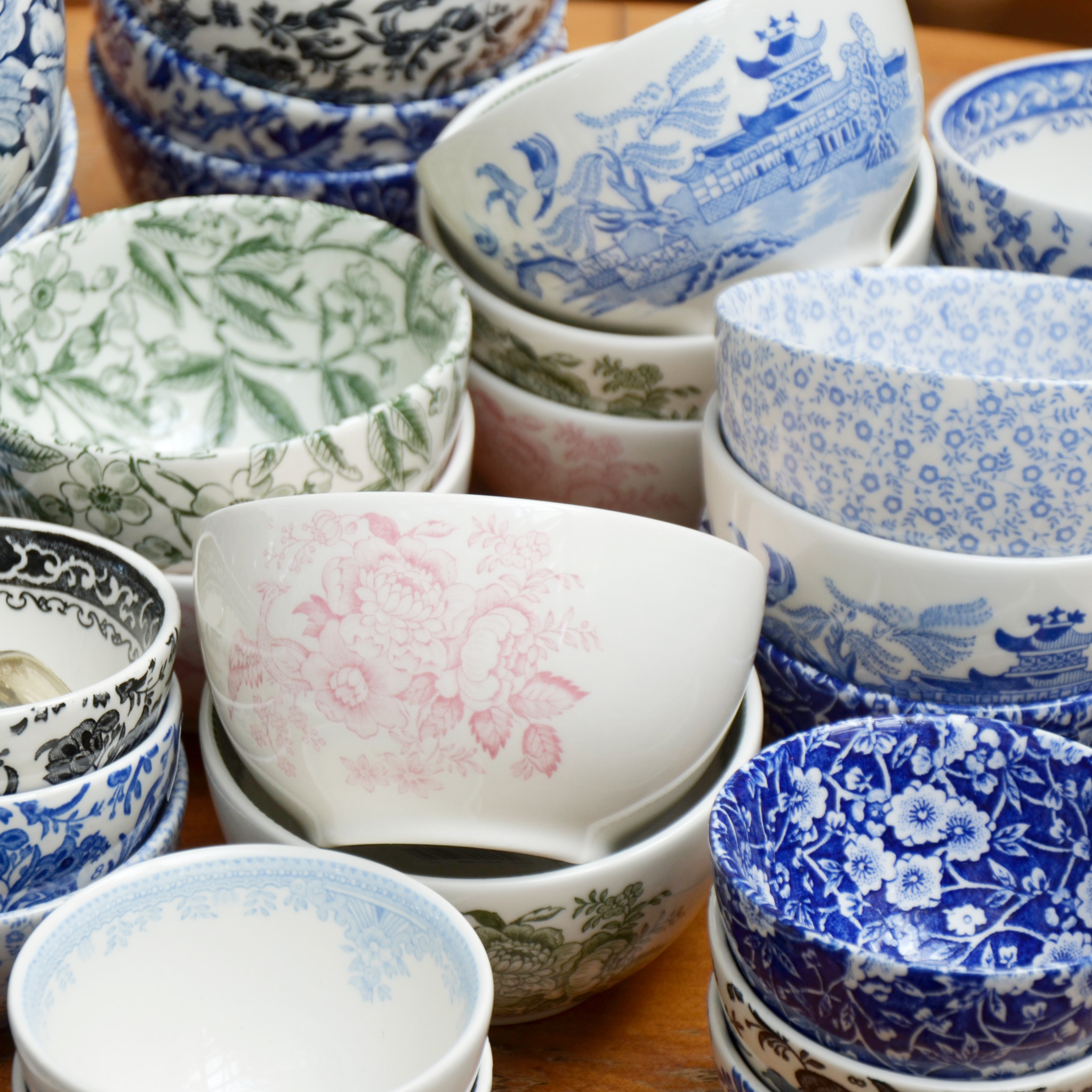 バーレイ burleigh ペールグリーン フェリシティ プレート