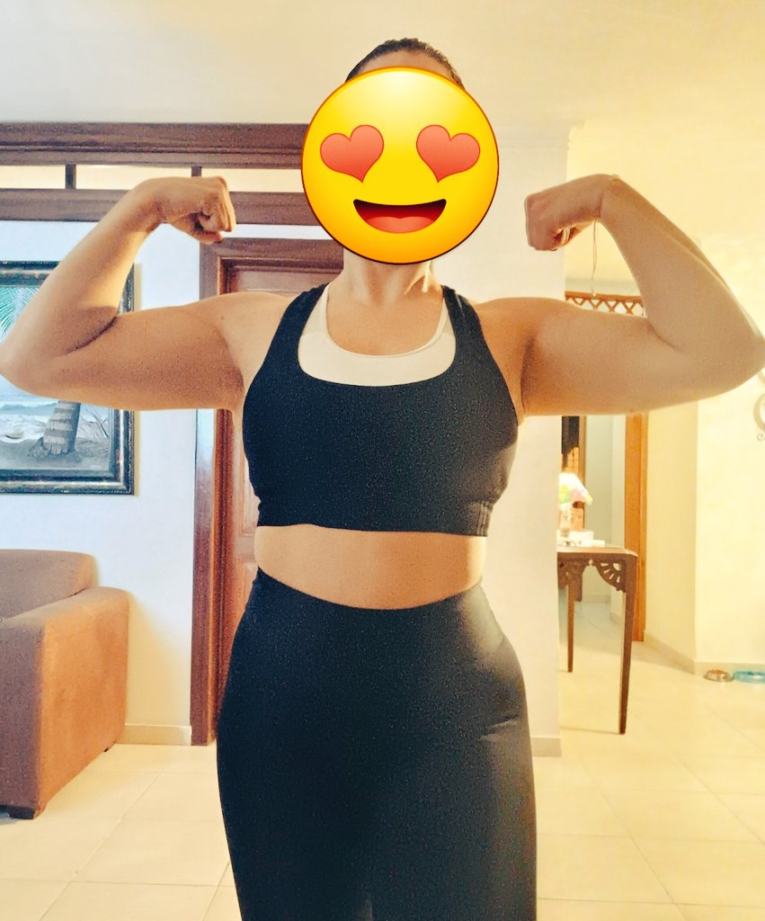 EsteeBeard's tweet image. #Reportandolosudore del Lunes 💪🏼😍🔥 Toy aficiá' de mi progreso en tan solo 3 semanas 😍🤌🏼

A partir de mañana le pertenezco a #BLPerformance Estaré entrenando bajo el cuidado de mi Coach @CalvohidratoRD y supervisión de @bernabelagrule 

#StayTuned que se vienen proyectos 💪🏼🔥