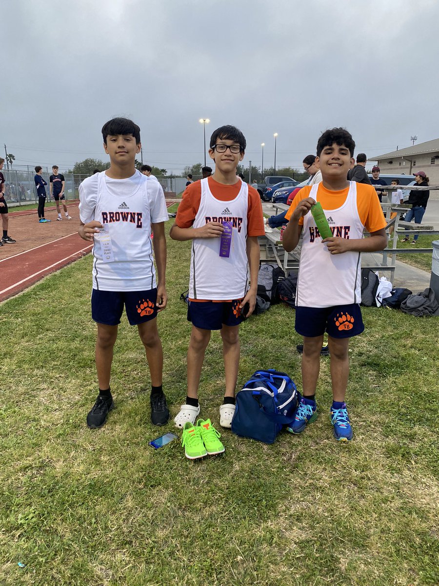 Dylan Galvan (@coachgalvan361) on Twitter photo Another great day in the pits for our jumpers! The track does not lie! Hard work pays off!
8th High Jump 1st Ian Lopez
8th Long jump 6th Angel Romo
7th boys Long Jump: 3rd, 5th and 6th Evan Ortiz, Chris Monreal, Urijah Vela. <a href="/TomBrowneCC/">Tom Browne Middle School</a> <a href="/CNeatherlin/">Cal Neatherlin</a> Another great day in the pits for our jumpers! The track does not lie! Hard work pays off!
8th High Jump 1st Ian Lopez
8th Long jump 6th Angel Romo
7th boys Long Jump: 3rd, 5th and 6th Evan Ortiz, Chris Monreal, Urijah Vela. <a href="/TomBrowneCC/">Tom Browne Middle School</a> <a href="/CNeatherlin/">Cal Neatherlin</a>