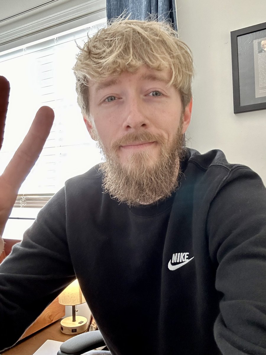 At the writing desk today✌️