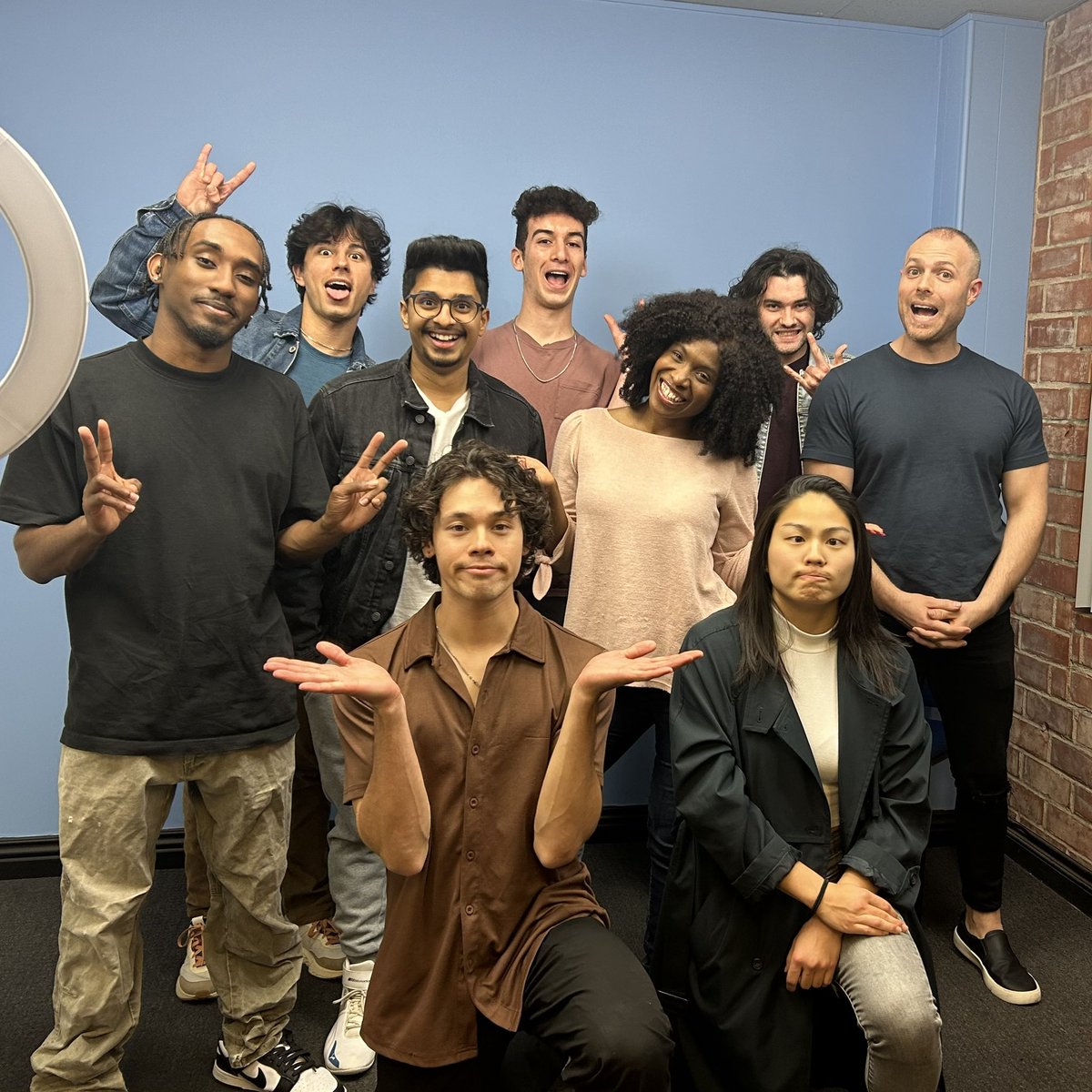 AnnieGrindlay's tweet photo. Cheers to my Fundamental Intensive students! You’ve all gone above and beyond over the past four weeks, mastering the most demanding parts of audition technique. I can’t wait to see where your talent takes you! ✨👏

- Carla Rosati

#actingclass #actingstudio #actingintensive https://t.co/4Tj0RwcH6U