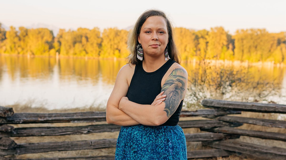 We are thrilled to have three HSD alumni honoured this year at UVic's 2024 Distinguished Alumni Awards! 🏆Congratulations to Jonny Morris (@uvic_cyc), Karen Saini (@UVic_SOCW/@uvicSPA), and Melinda Kachina Bige (@IGOV_UVic). Read more: uvic.ca/alumni/awards/…