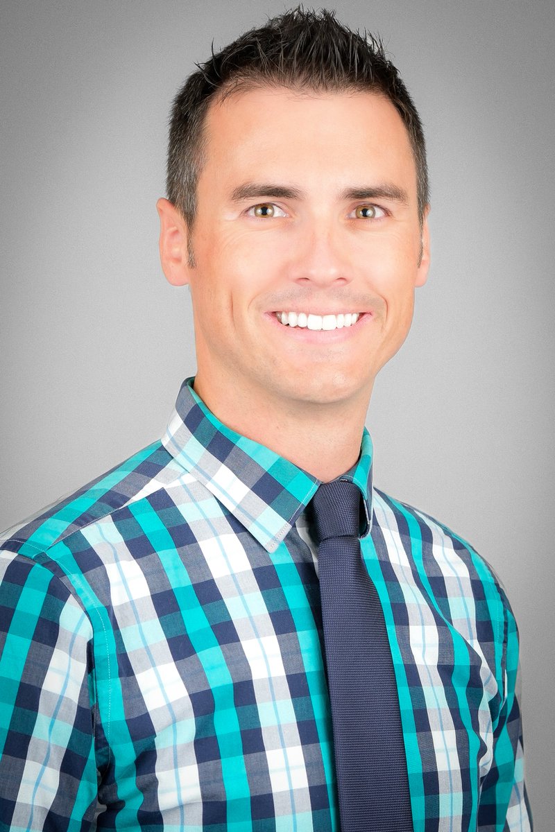uofudcc's tweet photo. John VanBuren, PhD, Assoc. Professor of Pediatrics in the Utah DCC and the Division of Critical Care, was appointed Associate Statistical Editor of @JAMAPediatrics  as of 1/1/24.  The Journal Impact Factor is 26.1, one of the highest ranking among pediatrics journals. https://t.co/bjattnpaHj