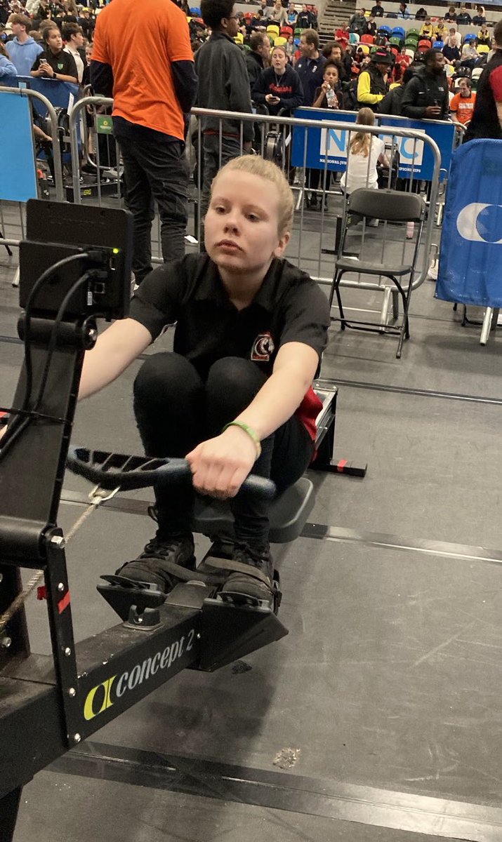 National Junior Indoor Rowing Championships #NJIRC24 results:

Year 8 girls:

Alex R = 117th
Nicole P = 126th
Maya W = 213th
Mia W = 248th

<a href="/LYRowing/">London Youth Rowing</a> 

🔴⚫️🔴⚫️🔴⚫️🔴⚫️🔴⚫️🔴⚫️