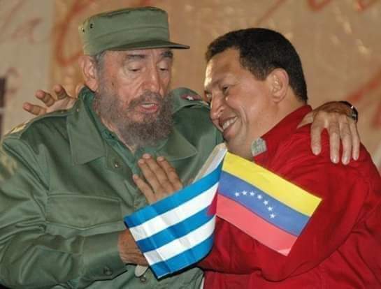 #CubaVenezuela 🇨🇺 ❤️🇻🇪 #ChávezVive 🌹