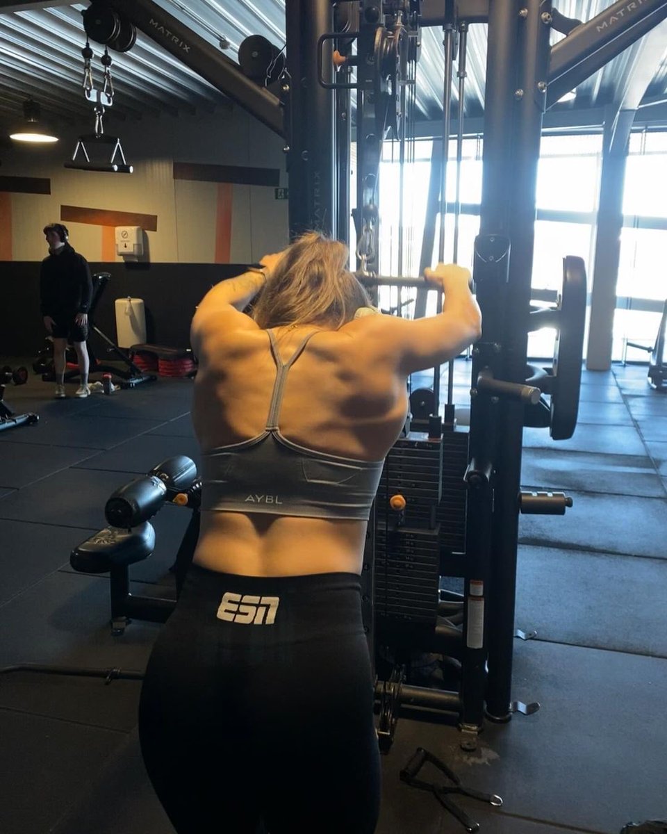 MirandaEvaKH's tweet photo. new month new me!!! February wasnt the best for me both professionally and personally…but this month im moving forward with my daughters and my work…i will keep pushing forward!!! #newmonth #newme #letsmoveforward https://t.co/GXe2wKwex6
