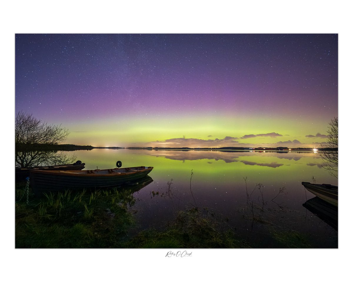 RClery1's tweet photo. The northern lights made an appearance on Sunday night #AuroraBorelias #Ireland #westmeath https://t.co/BsbyUIyKqa