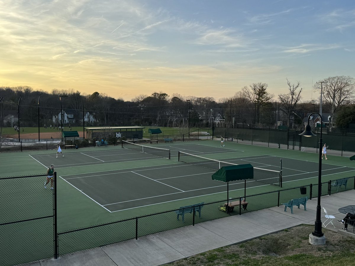 HHSTennis tweet media