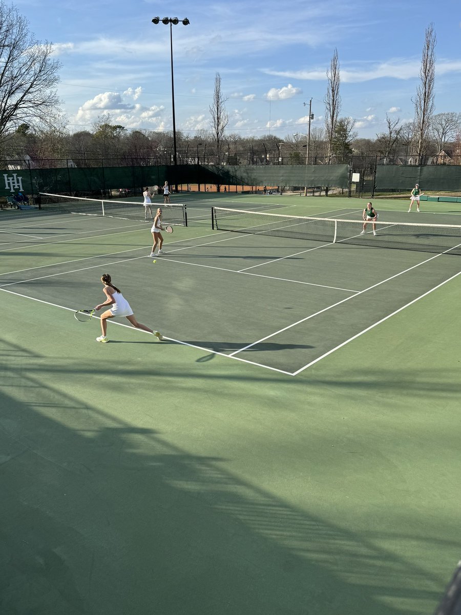 HHSTennis tweet media