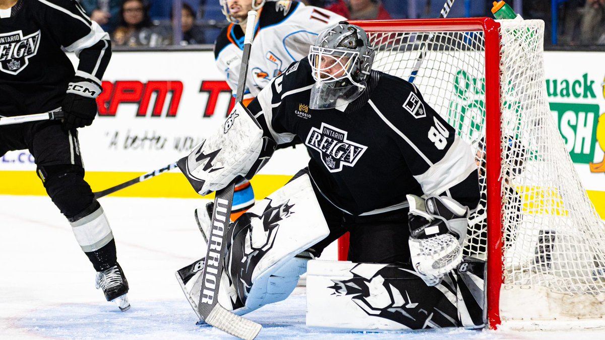 KingsMenPodcast's tweet image. Aaron Dell has a new contract and some incredible looking equipment.

Thoughts @GoalieGearNerd?

#GoKingsGo