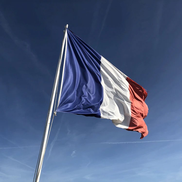PopCrave's tweet image. France becomes the first country in the world to make abortion a constitutional right.