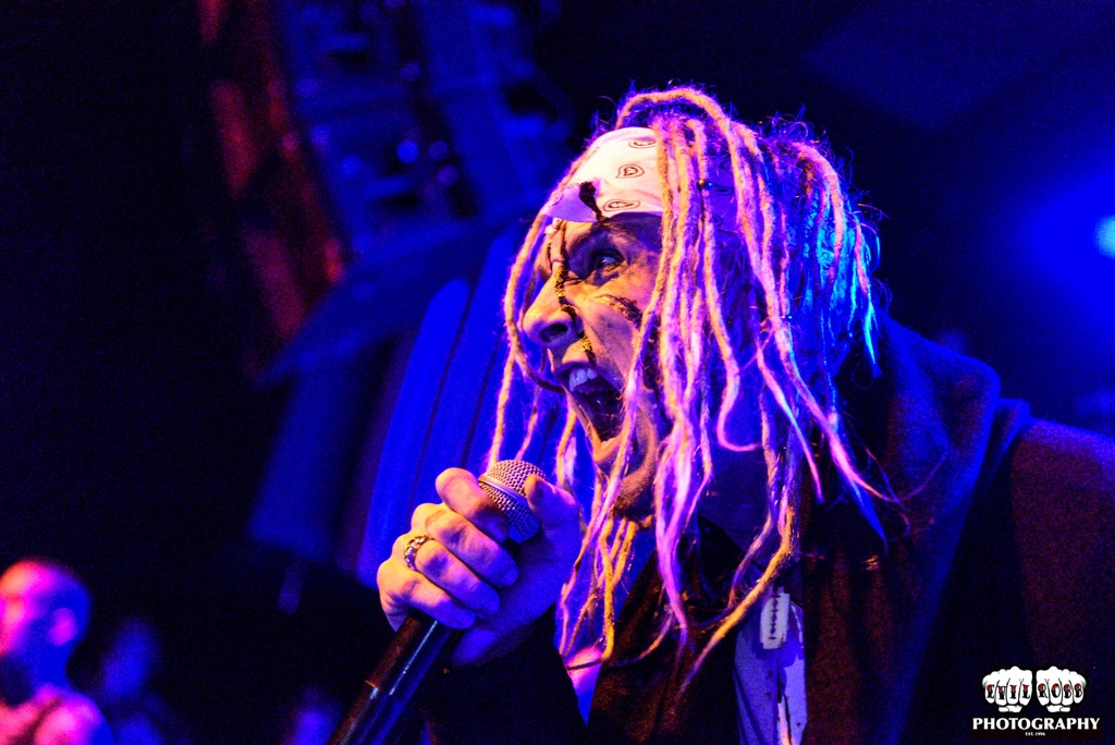 Prospect Hill is bringing the heat LIVE @chopshopnh 3/16

Get tickets SOON they will SELL OUT!
.
.
.
.
#siriusxmoctane #loudwire #rockmusic #livemusic #guitar #drums #stpattysday #3/16 #prospecthill