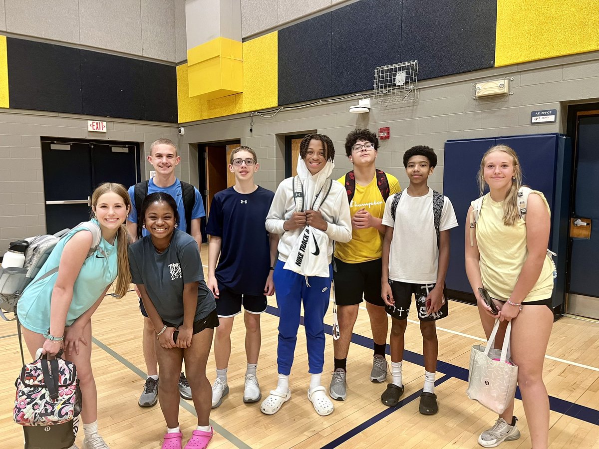 MrsGoeglein's tweet image. Here we go @SVEagleTrack - Week 2! These AOD’s and many more athletes were taking care of business! Way to go Emily, Sharde, Caden, Beckett, Jayden, Sebastian, Jovonni, and Hayden!