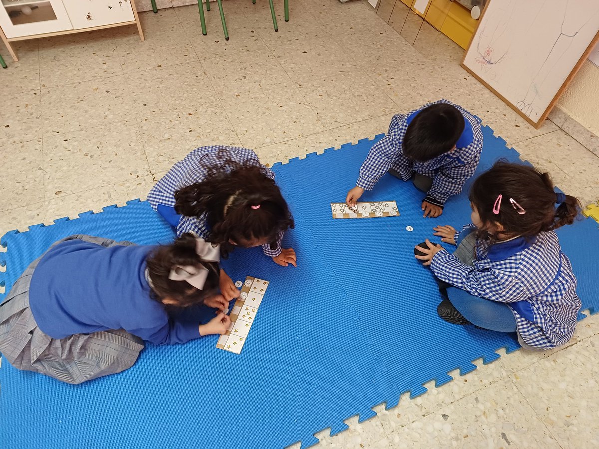 elegutior's tweet photo. Tarde divertida. Aprendemos jugando. Método ABN. https://t.co/29Hw48Z0KR