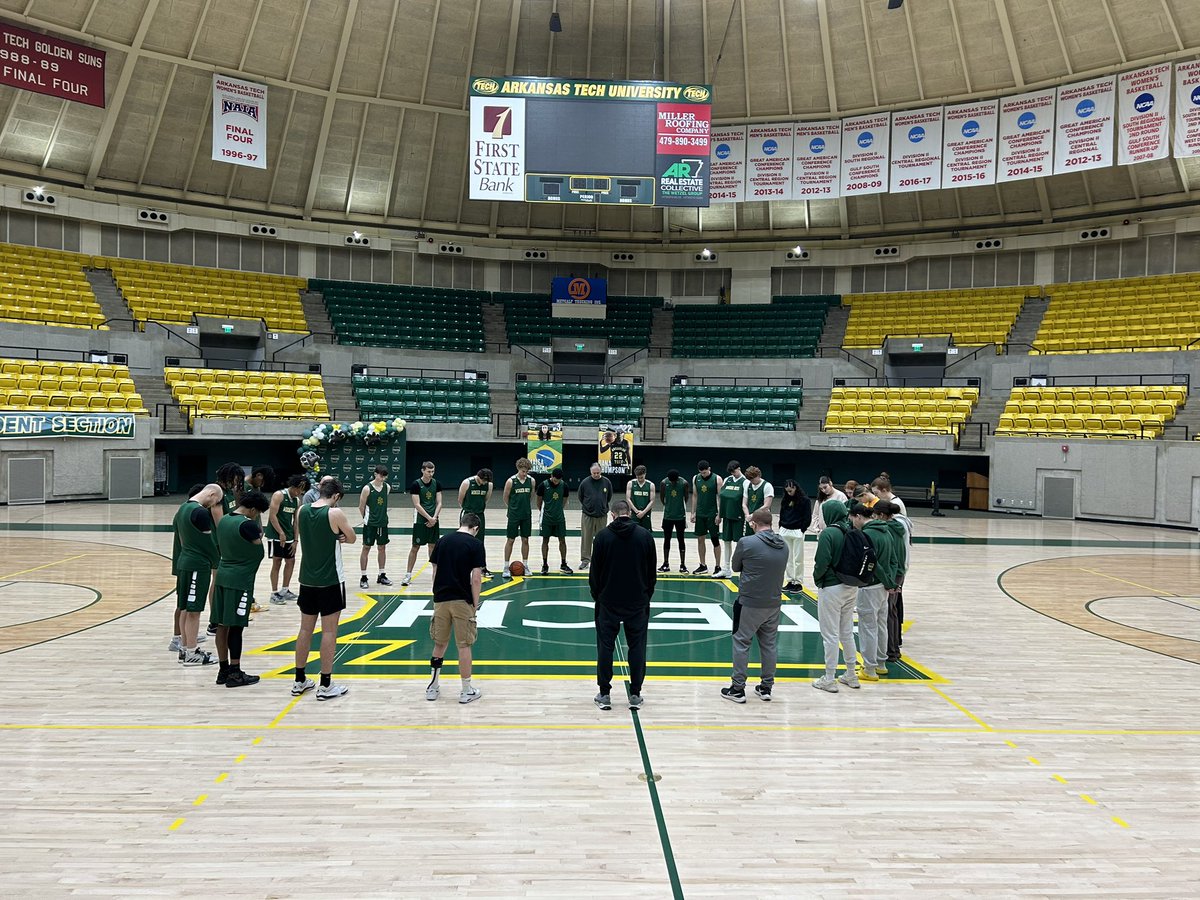 Last week our ATU men’s and women’s basketball teams had the opportunity to participate in a day of prayer. God has blessed these young men and women with exceptional talent and leadership abilities. God we thank you for the chance to work with these players every day. #FightOn