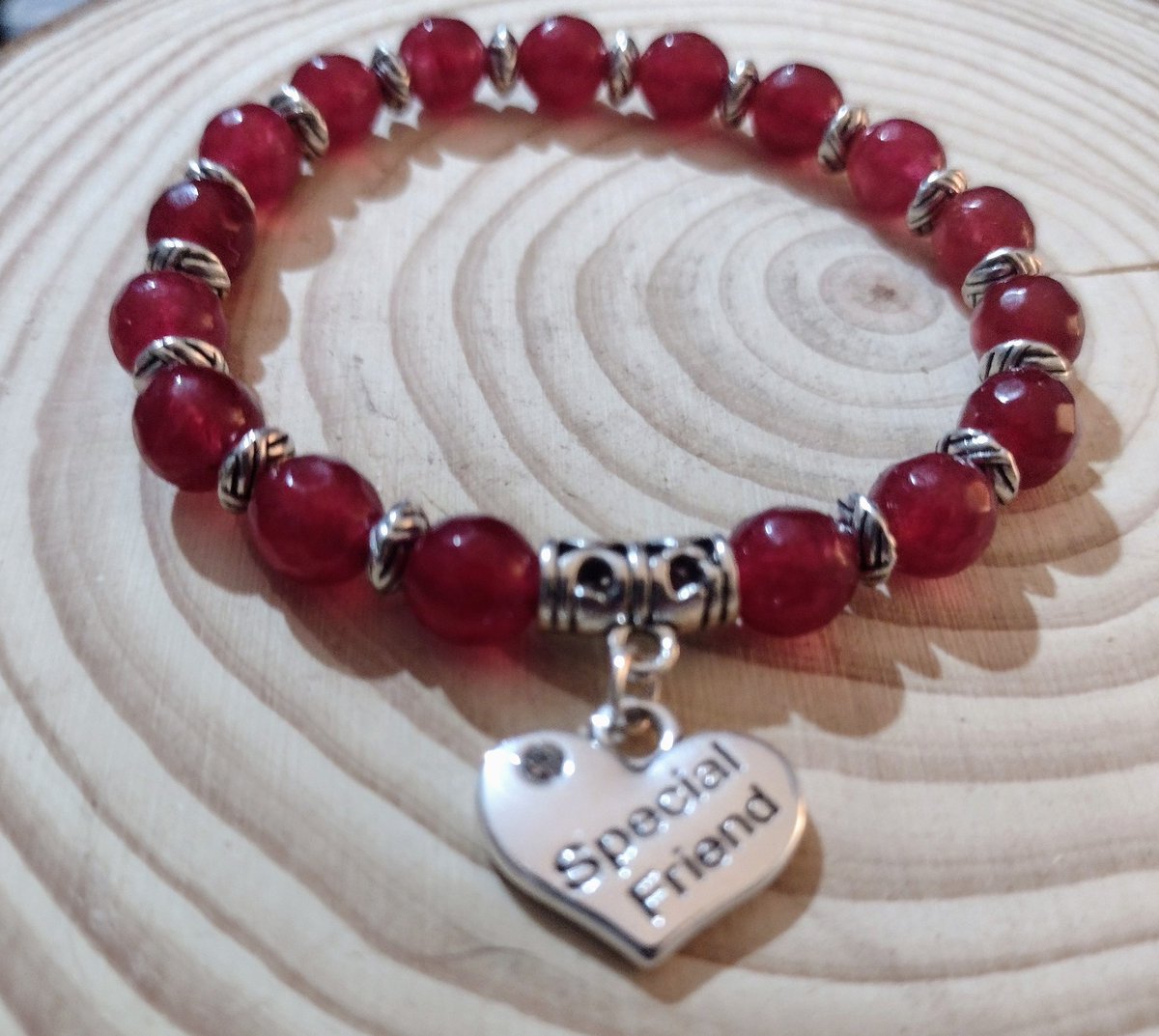 You can't see the beautiful deep red glistening in the light grade A garnets in the photos, faceted grade A garnets with weaved Tibetan silver beads and a double sided heart with small rhinestone saying special friend. thatcraftyfella.etsy.com/listing/169024… #MHHSBD #Giftidea #Shopsmall #Friends
