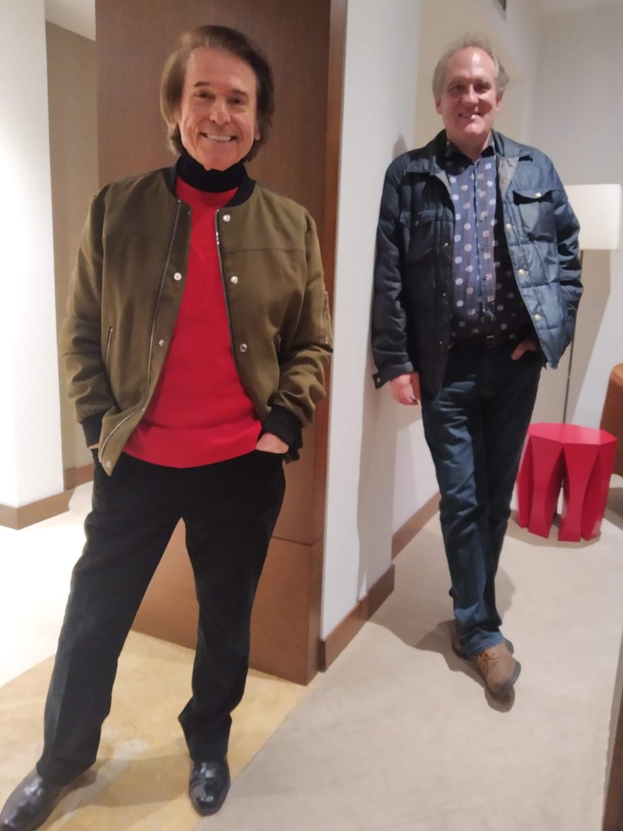 Los invito a ver algunas novedades en mi Sitio Web:

raphaelfans.com

preámbulo de grandes sorpresas con material inédito de <a href="/RAPHAELartista/">𝗥𝗔𝗣𝗛𝗔𝗘𝗟</a> que se irán incorporando al site durante este año del 25 aniversario.

Abrazos!

Luis Alejandro

#Raphael
#raphaelfans25