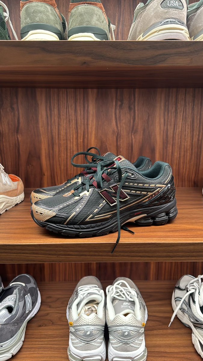 Ronnie Fieg tweet media