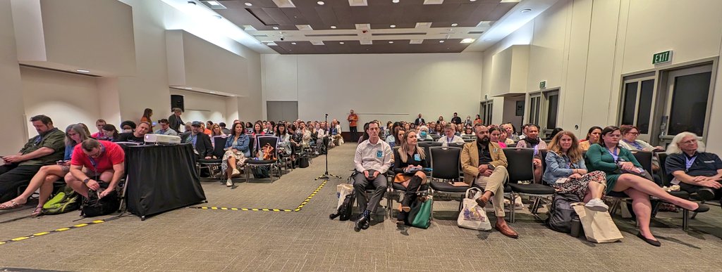 Full house today for our talk at @SXSWEDU! Thankful for the opportunity to share my experience and perspective. Looking forward to new opportunities to do more of this 🙏🏿Cc: @ThinkeryATX @GravitySpeakers