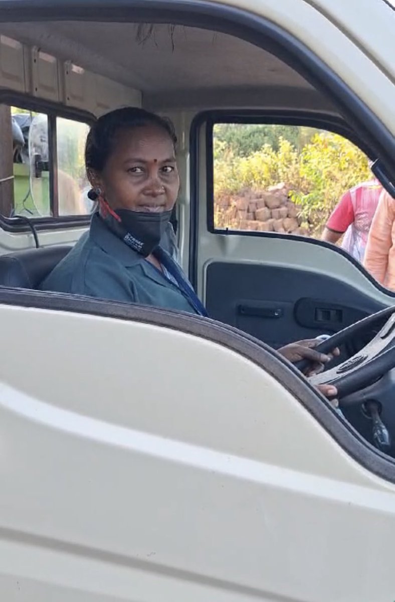 readingkafka's tweet photo. Proud of the 15000+ trained women from self help groups managing solid waste in Karnataka’s rural local bodies, including 3000+ women driving the waste collection vehicles. Women’s empowerment is the way to sustainability. 

#womenslivelihoods #localgovernance #sustainability https://t.co/Gz3vmhCrDk