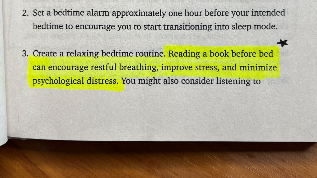 AlexAndBooks_'s tweet photo. Friendly reminder:

Close Twitter and go read a book tonight instead. https://t.co/eglg26qUIX