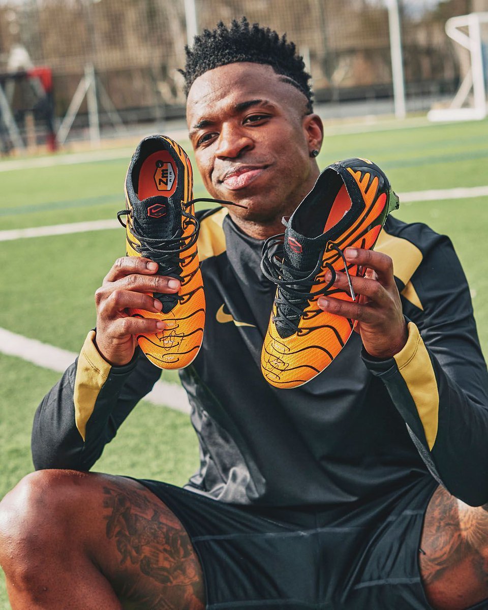 Vinicius Jr. debuts the upcoming Nike Mercurial Superfly 9 FG