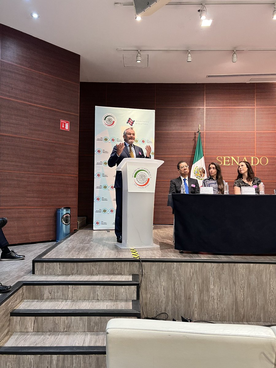1CINyS's tweet photo. ¿Si los gobiernos y la sociedad civil no protegemos los derechos de nuestros niños y niñas, quien lo hará?”
Dr. @RiveraDommarco fundador @1CINyS/ ex-director @inspmx
#HablemosSobreObesidad #DíaNacionaldelaObesidad #DíaMundialdelaObesidad" https://t.co/ws9o3M4kxw
